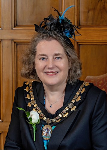 Lady Mayoress Mrs Jean Barker.